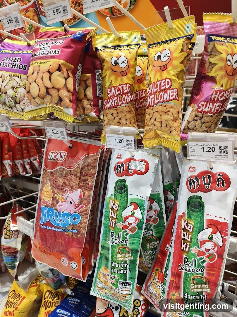 Snack aisle display
