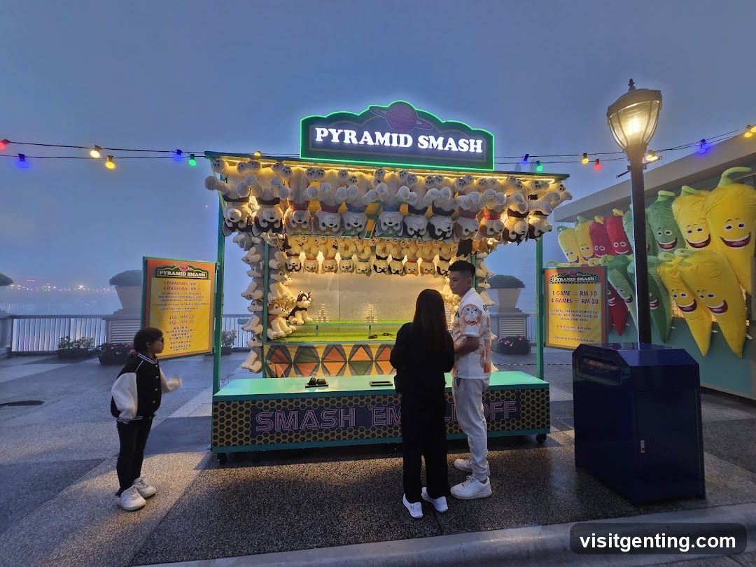 Pyramid Smash Game Booth