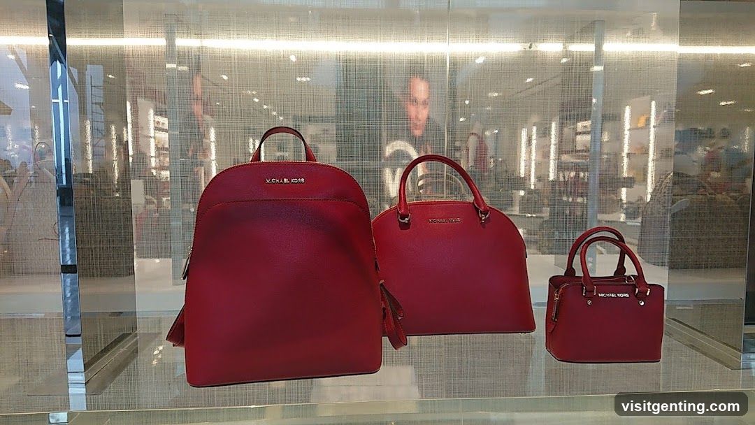 Michael Kors Bags Display