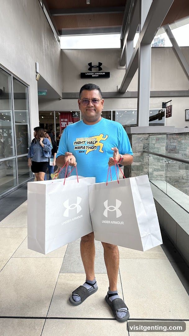 Under Armour Outlet Store Interior