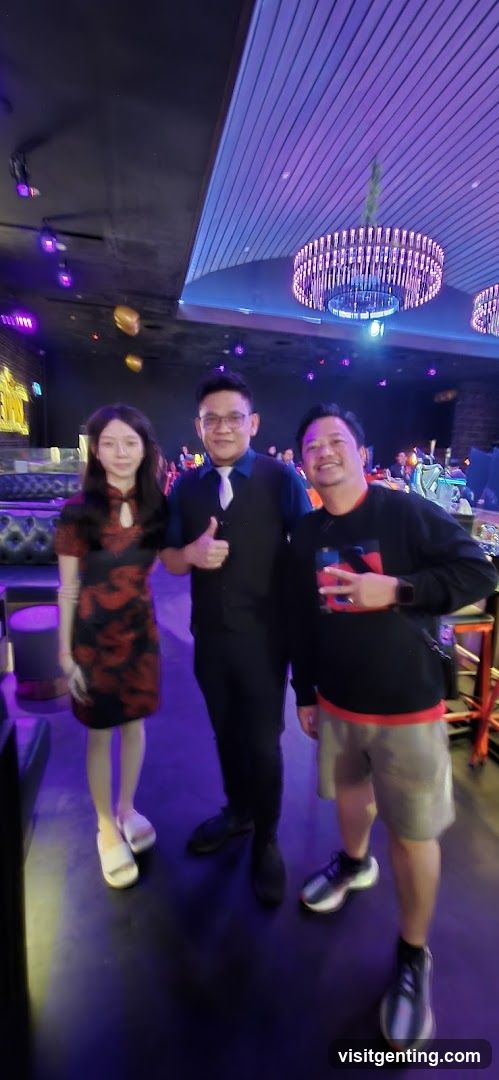 Group photo inside a venue