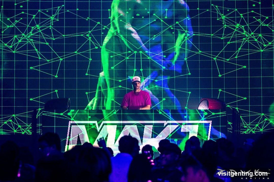 DJ Performance at Zouk Genting
