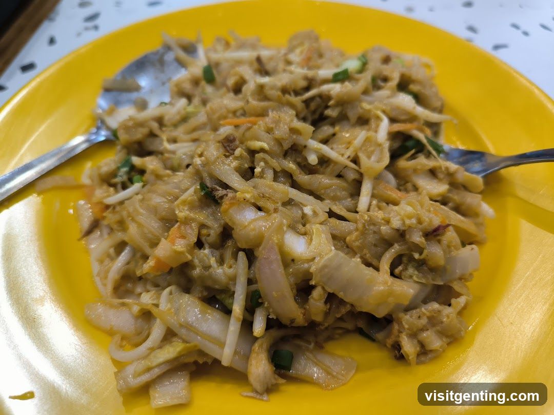 Pad Thai on Yellow Plate