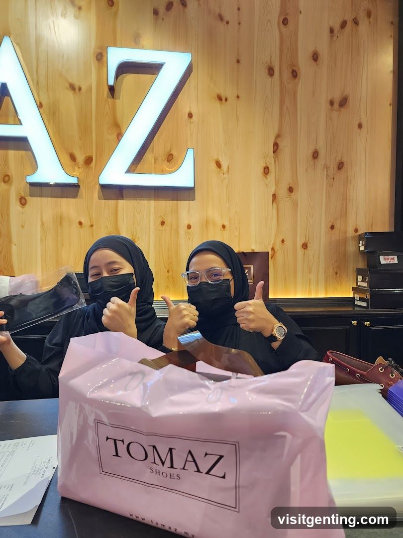 TOMAZ SHOES Interior