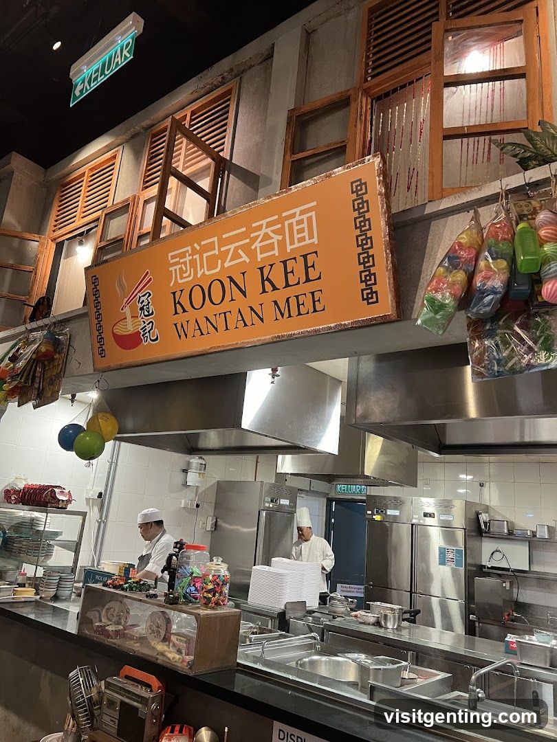 Koon Kee Wontan Mee Interior