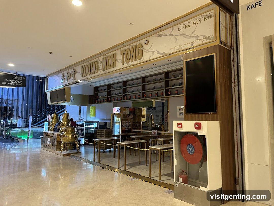 Koong Woh Tong storefront interior view