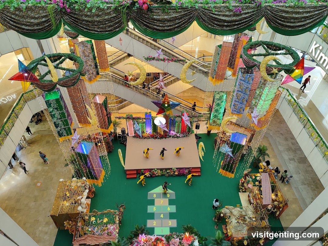 Shopping Mall Interior Festival Decor