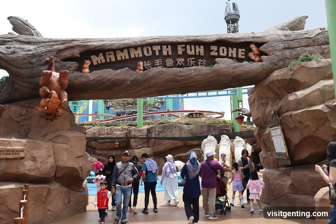 Mammoth Fun Zone Entrance
