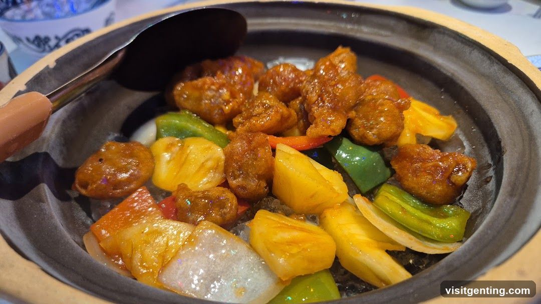 Food dish in ceramic bowl