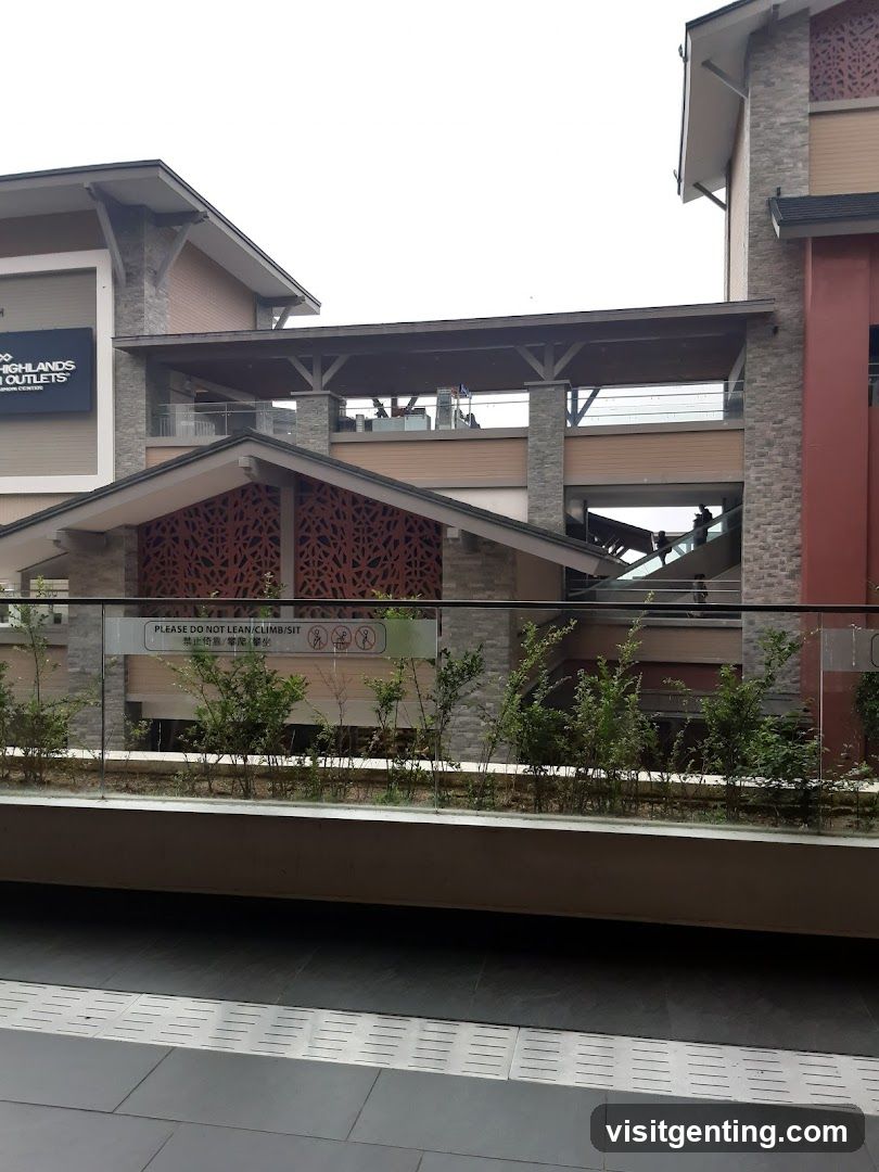 Highlands Outlets exterior view