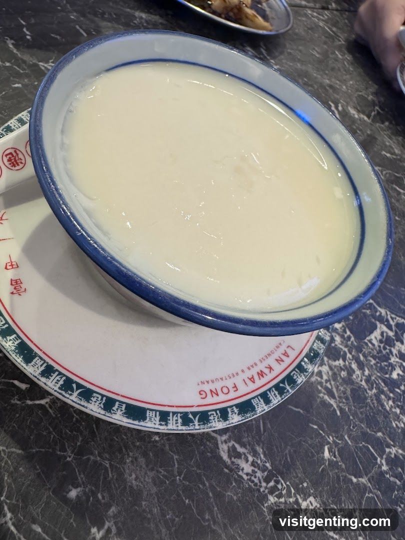 Dessert Bowl on Plate