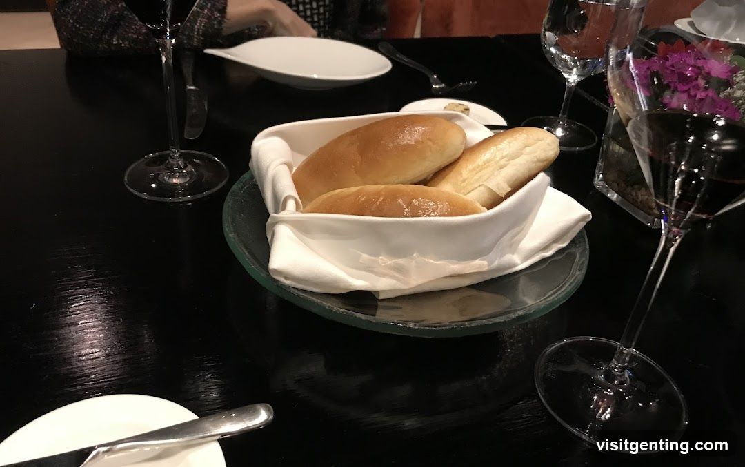 Restaurant Table Setting
