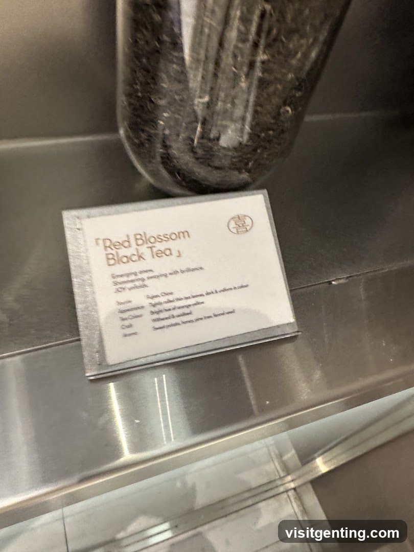 Red Blossom Black Tea Display