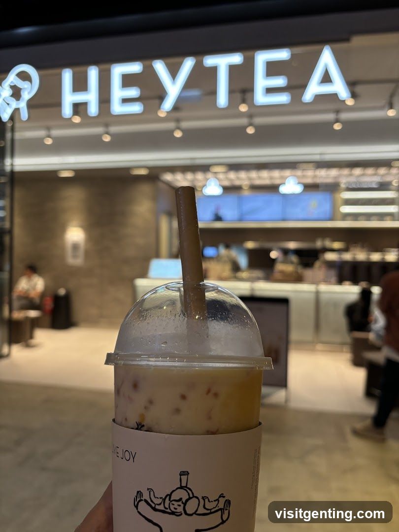 HeyTea storefront view