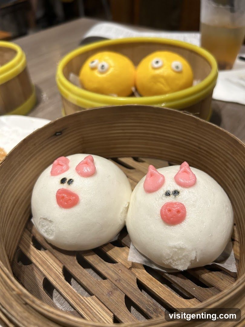 Steamed Dumplings in Bamboo Steamer