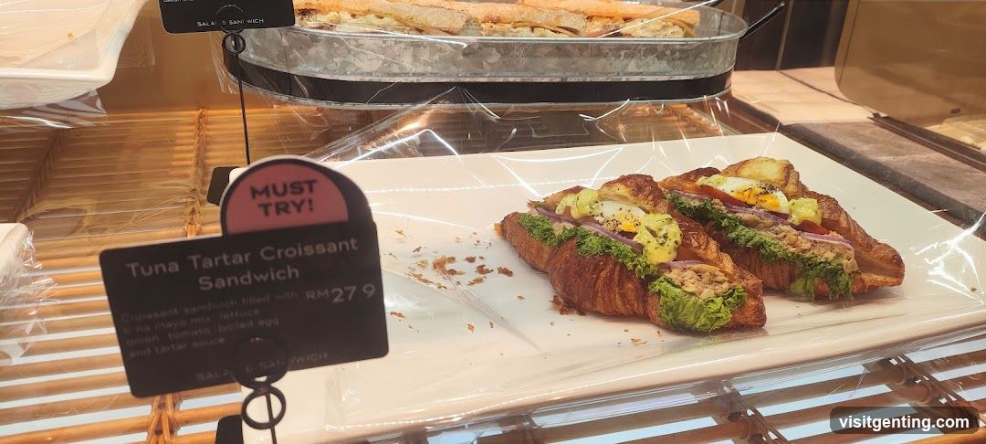 Tuna Tartar Croissant Sandwich Display