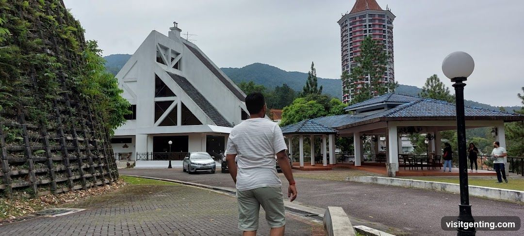 Outdoor Scene with Modern Architecture and Mountains