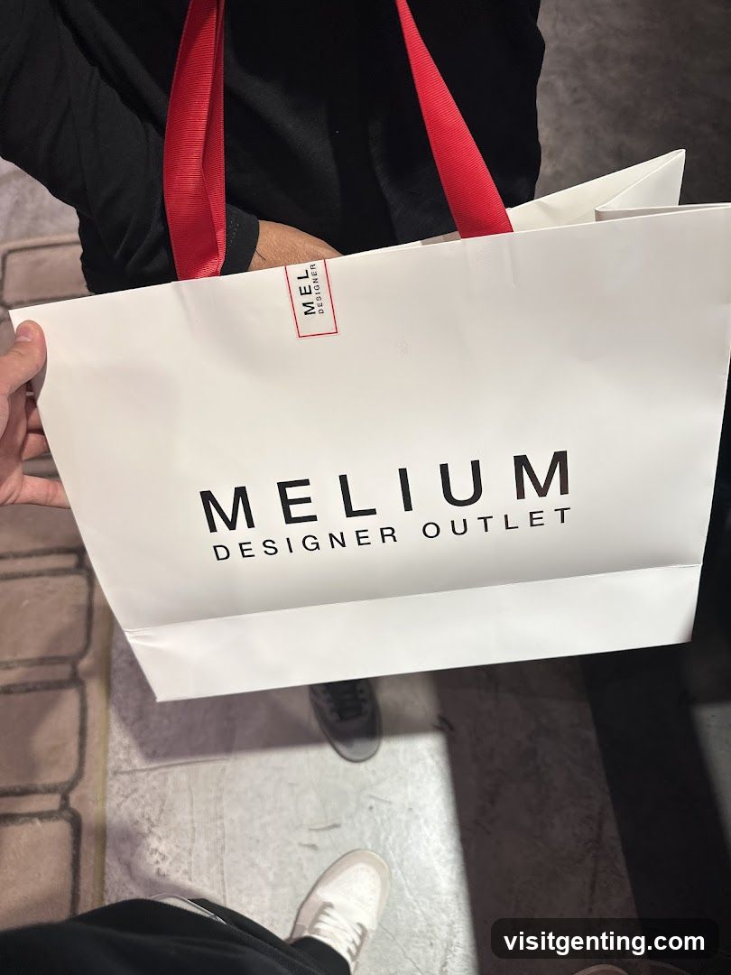 Melium Designer Outlet Shopping Bag