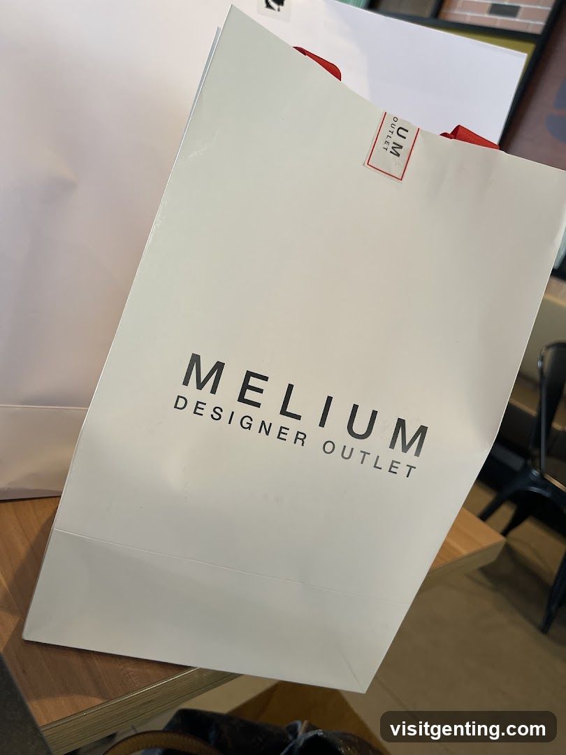 Melium Designer Outlet Shopping Bag