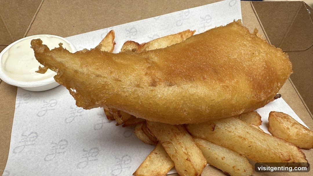 Fish and chips with tartar sauce