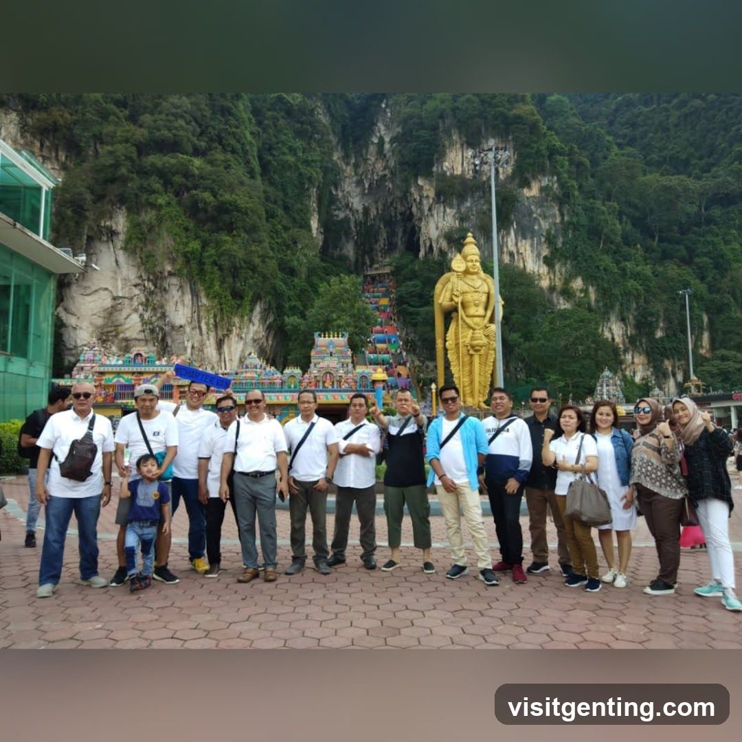 Group photo at Batu Caves