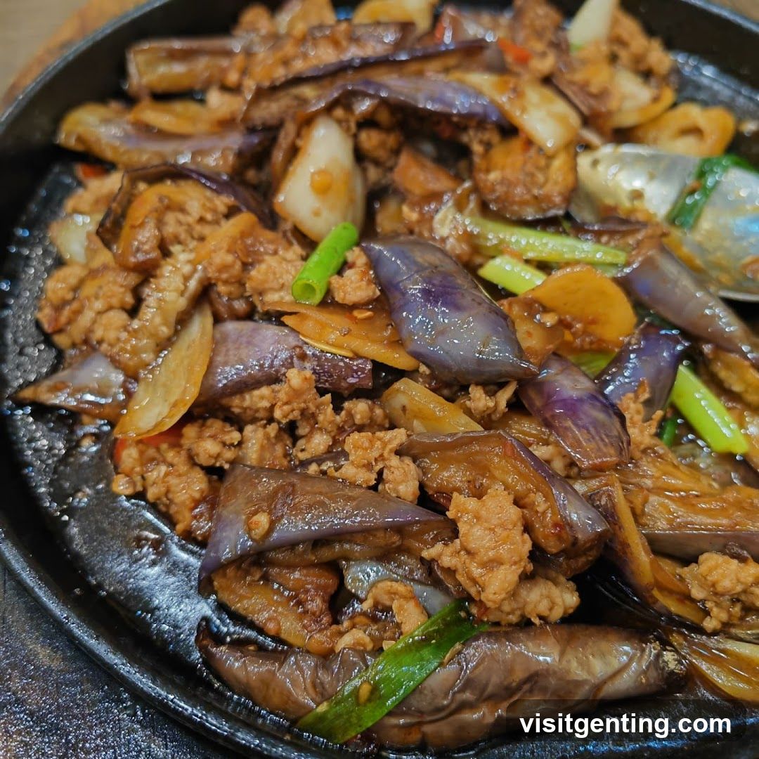 Eggplant and minced meat stir-fry