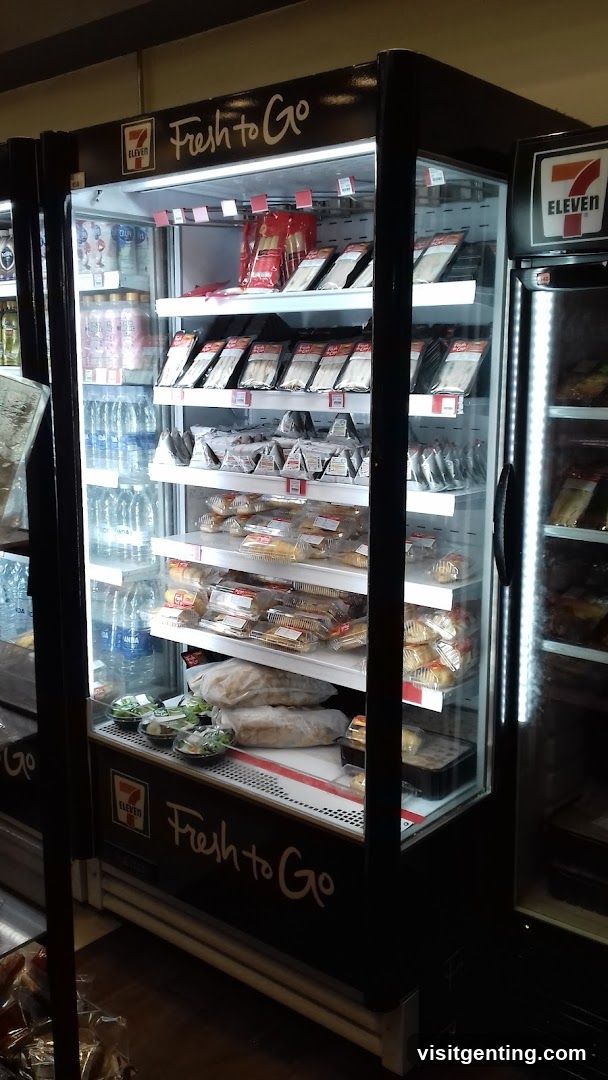 7-Eleven Fresh to Go Refrigerator Section