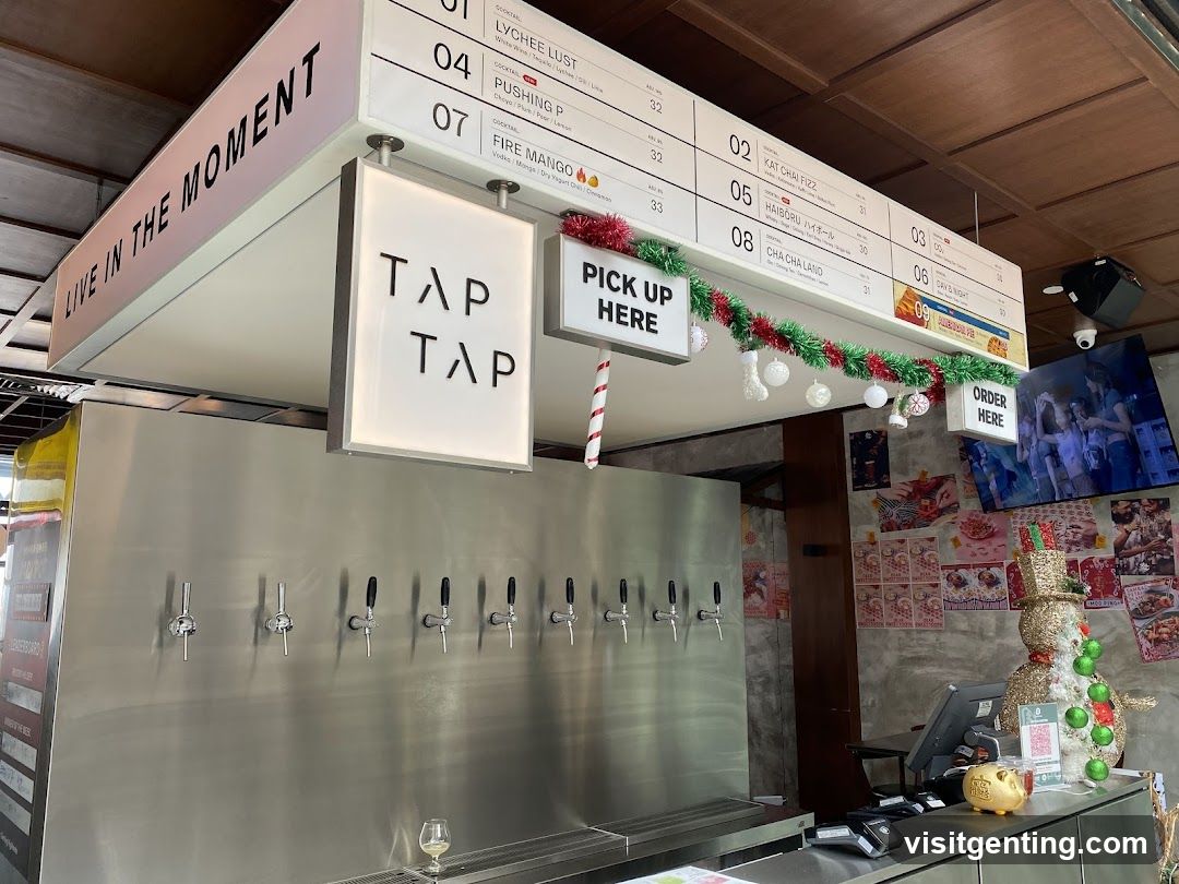 Tap Tap Bar Interior