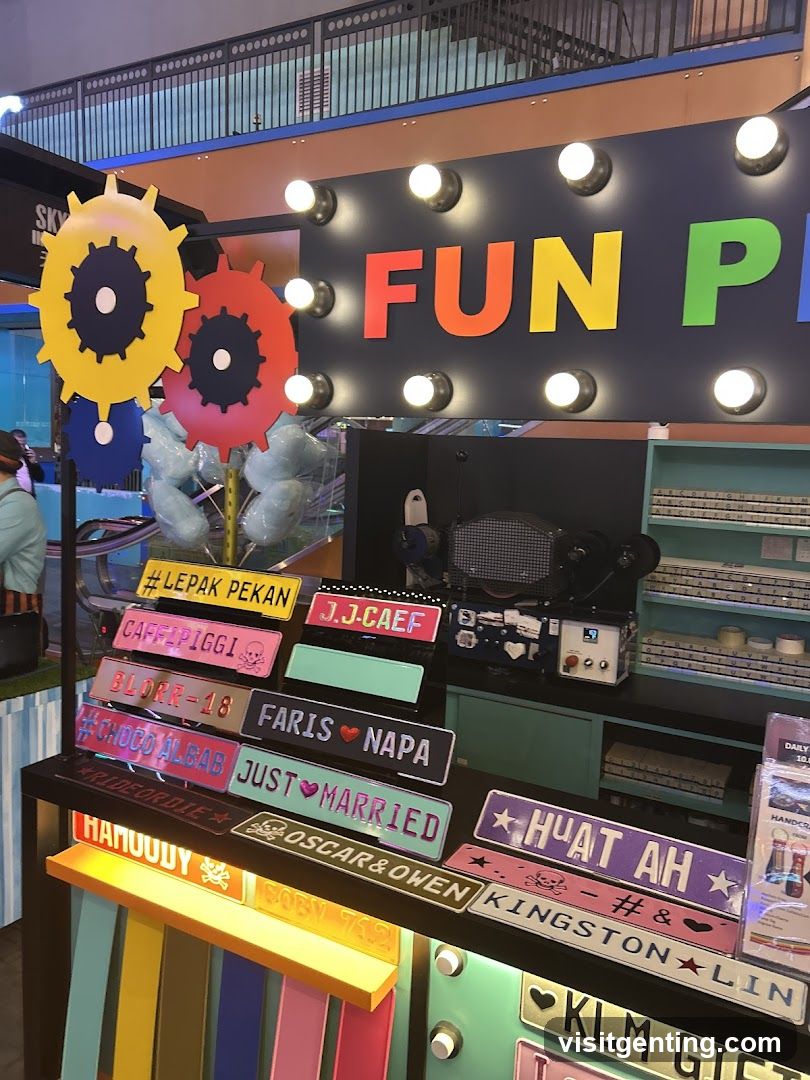 Fun P Signage Display