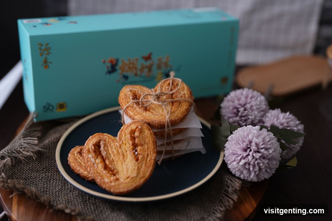 Pastry Display with Packaging
