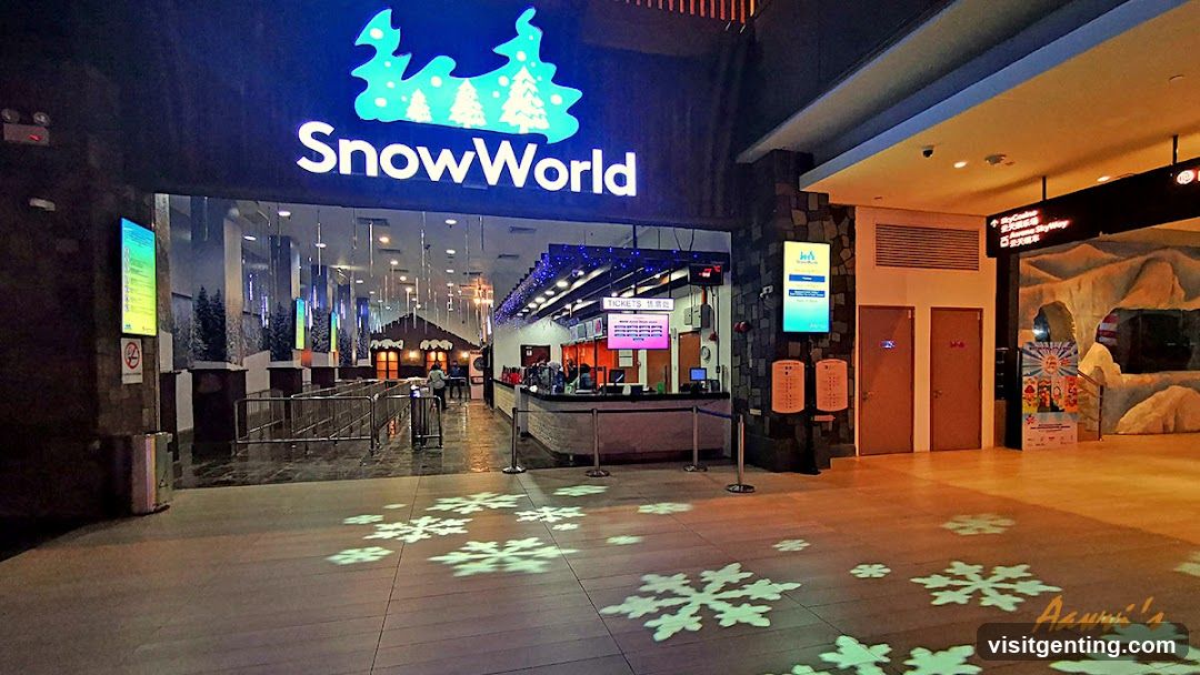 SnowWorld Entrance