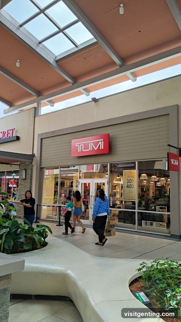 TUMI