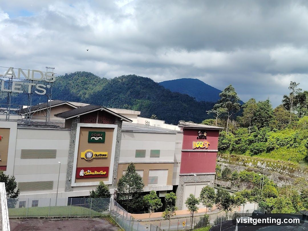 Highlands Outlets
