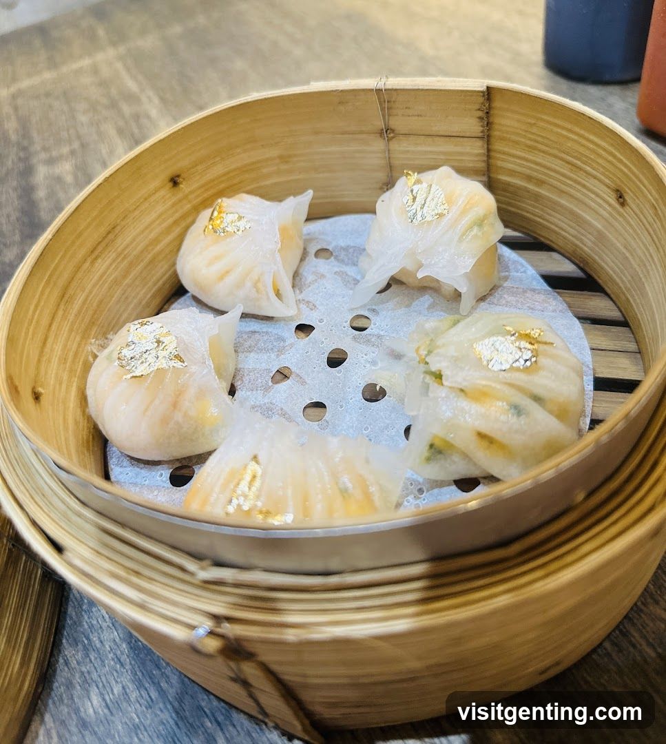 Steamed Dumplings in Bamboo Steamer