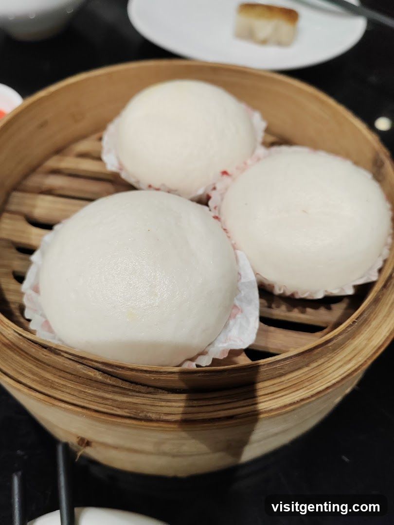 Steamed Dumplings in Bamboo Steamer