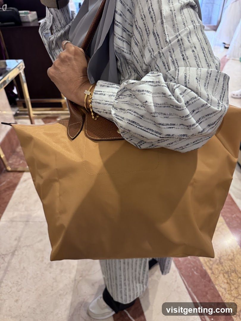Interior Fashion Shop