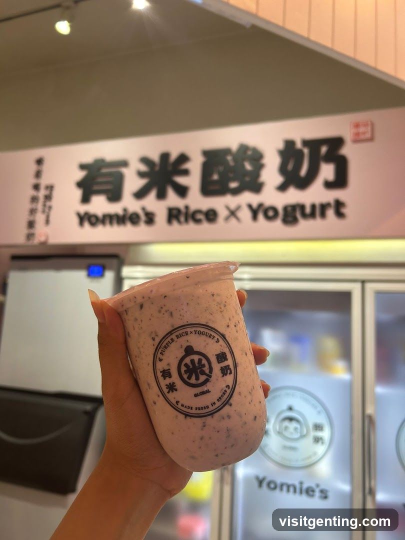 Yomie's Rice × Yogurt storefront interior