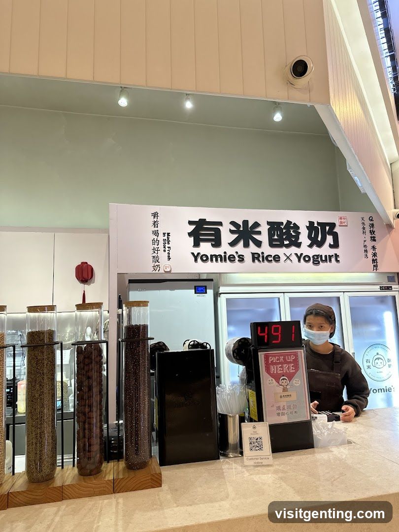 Yomie's Rice × Yogurt Shop Interior